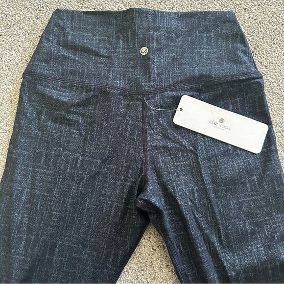 CRZ YOGA Sport Leggings The Moon and Black NEW - Picture 2 of 6